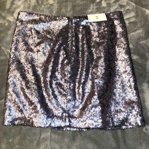 New Silver sequin mini skirt size 0